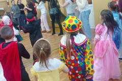 aee23863-6d5b-435b-8ab2-6777d4da3b6f