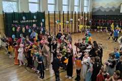 fb161578-93a0-4f3b-a257-2d89349e167b