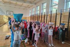 00c275b7-e3fa-4bfa-beea-95e533477b22