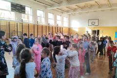 4f50e5a4-9a78-44ab-ac7b-3a01605ebe64