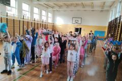 ab2d63a2-b06e-43be-a31b-43cc19f38e65