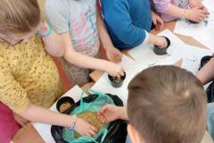 8bef1098-3051-47b1-8fab-4fbb55ed72f3